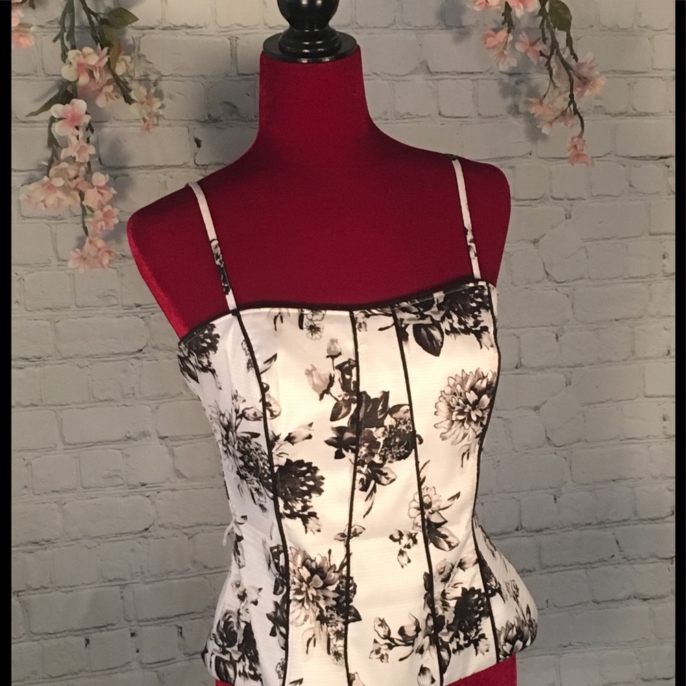 Elegant White House Black Market Bustier - size 10